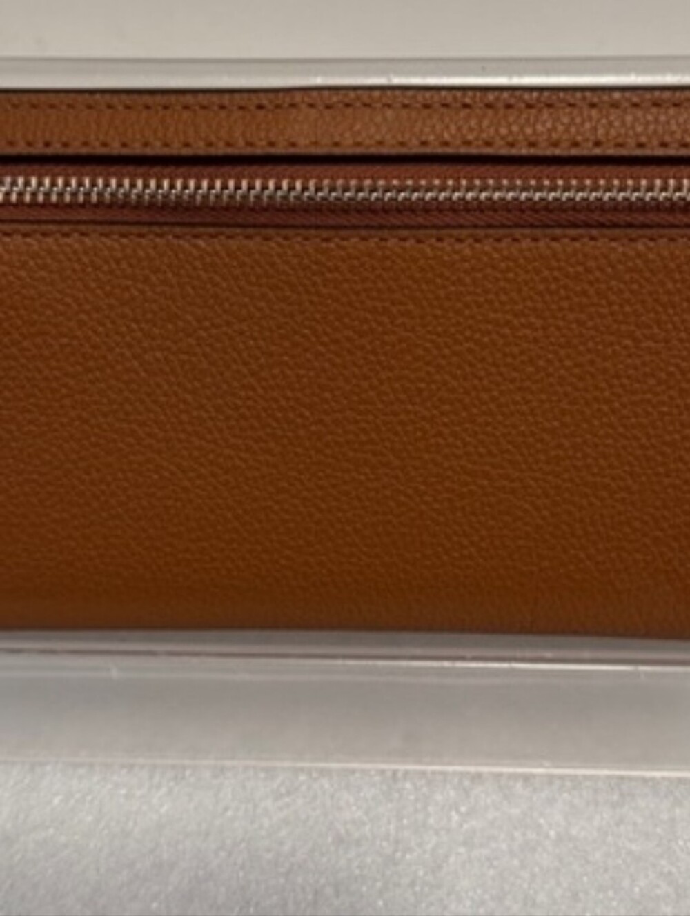 Kate spade Brown Leather Tablet Wallet Case - Picture 2 of 4